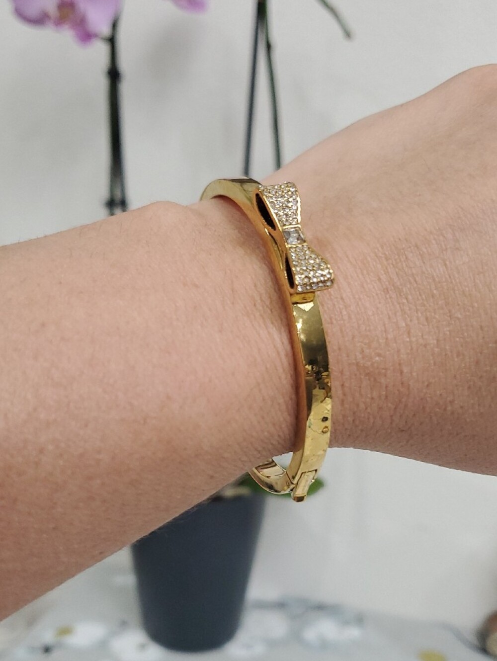 kate spade Gold Bow Pavé Crystal Bangle Bracelet - Picture 6 of 11